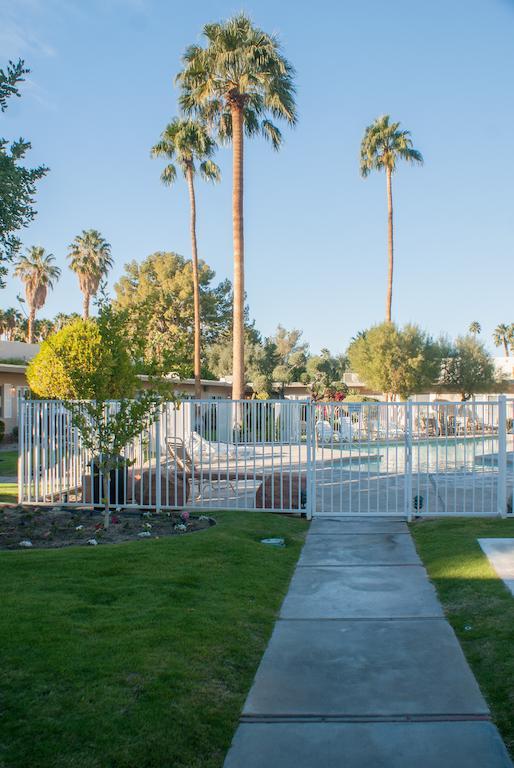 Tuscany Manor Palm Springs Esterno foto